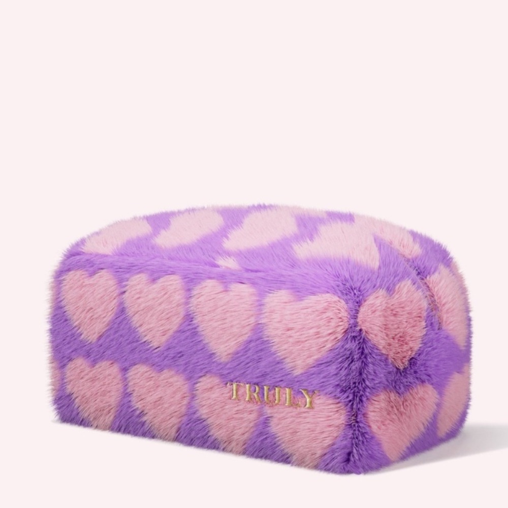 TRULY Amanda Cerny Shave Kit Fuzzy Cosmetic Bag Purple With Pink Hearts